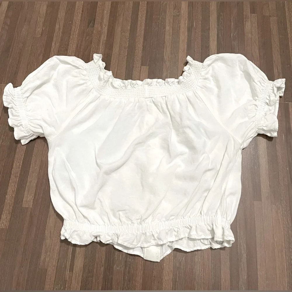 H&M top 💅 •Size: Small , UK:4• Fabric:Cotton•Colour:white - Picture 3 of 3